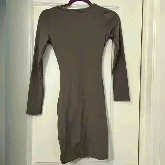 SMALL GRAY LONG SLEEVE DRESS - Picture 3 of 4